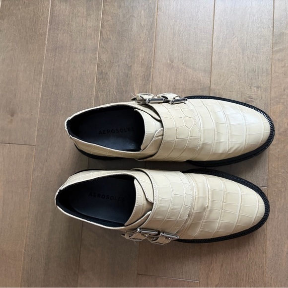 Aerosoles Womens Cream Leather Loafers size 8 main image 4